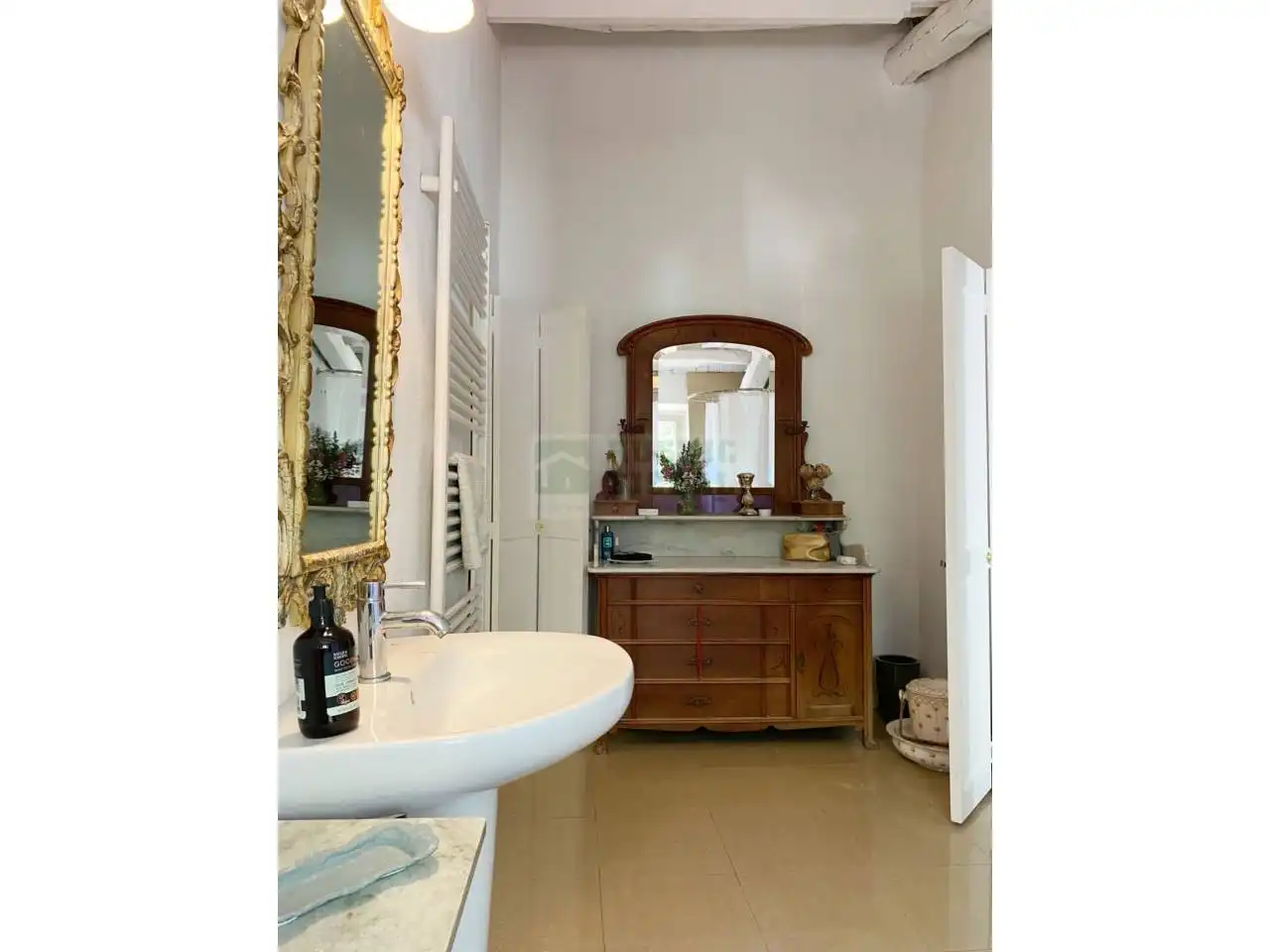 Baño de Finca rústica en venta en Borrassà con Calefacción, Jardín privado y Terraza