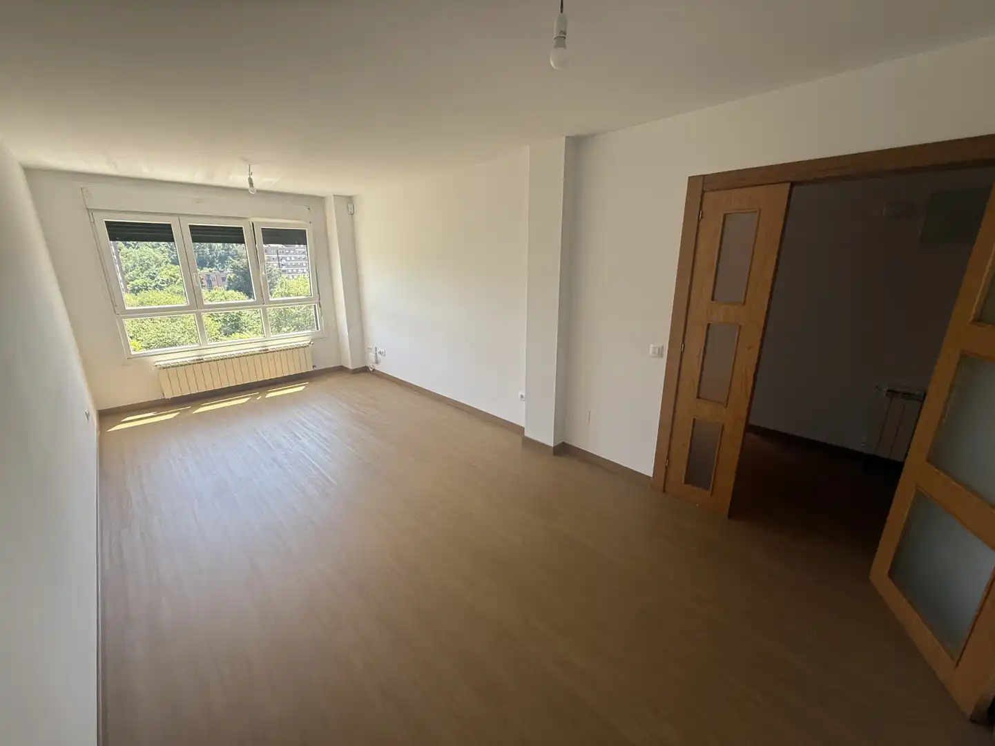 Dormitori de Pis en venda en Avilés amb Calefacció, Jardí privat i Parquet