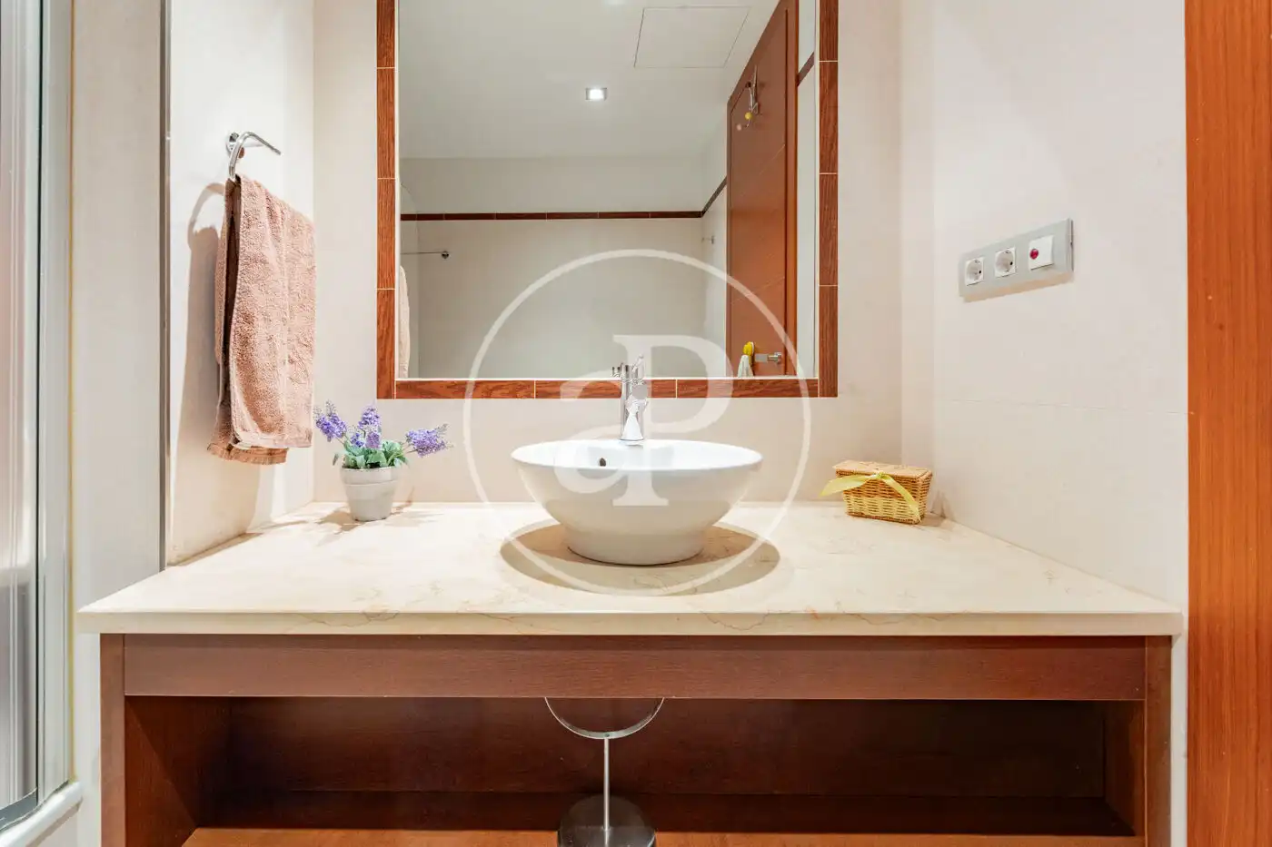 Piso con terraza en venta en C. de Buitrago del Lozoya, imagen 29