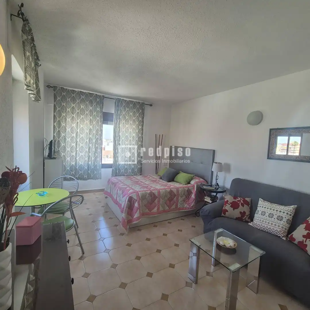 Schlafzimmer von Wohnung zum Verkauf in Sevilla mit Klimaanlage, Heizung und Möbliert