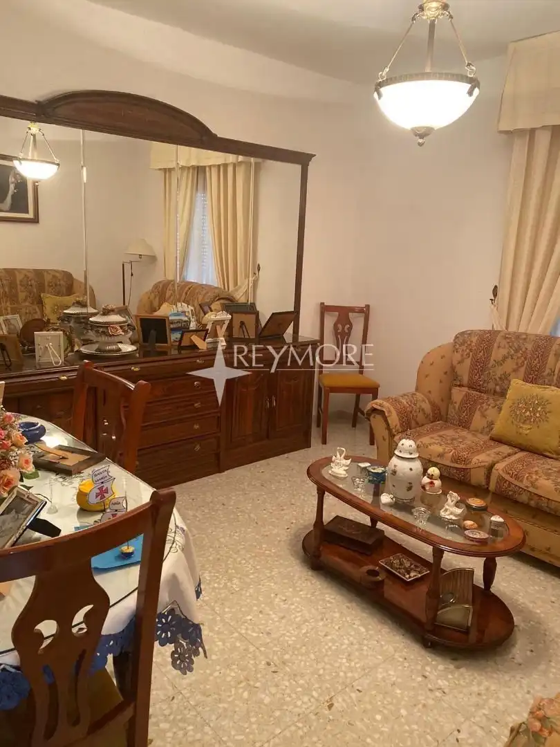 Sala d'estar de Casa o xalet en venda en Guadalcázar amb Aire condicionat, Terrassa i Traster