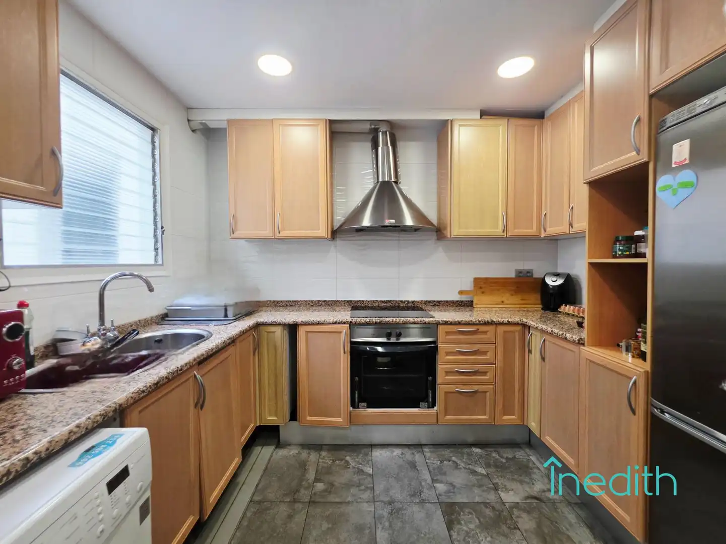 Kitchen of Flat for sale in El Prat de Llobregat  with Air Conditioner, Heating and Terrace