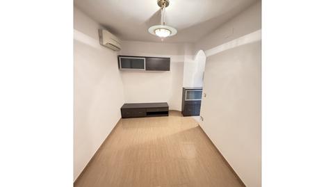 Photo 3 of Apartment for sale in Calle Ca N'alòs, de, Sant Josep, L'Hospitalet de Llobregat