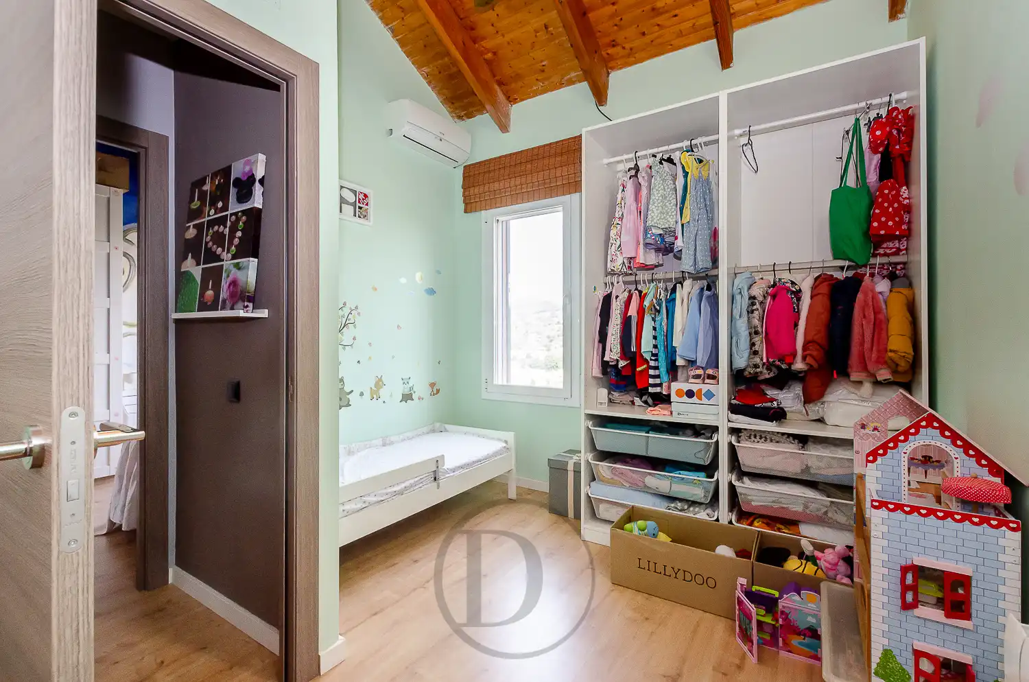 House with pool for sale in Carrer Venècia, imagen 28