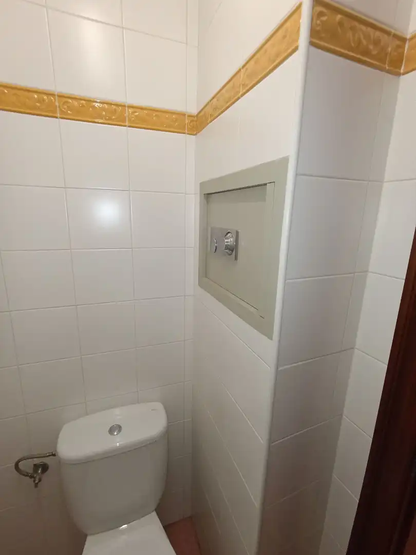 Local comercial en venta en Linarejos, imagen 7