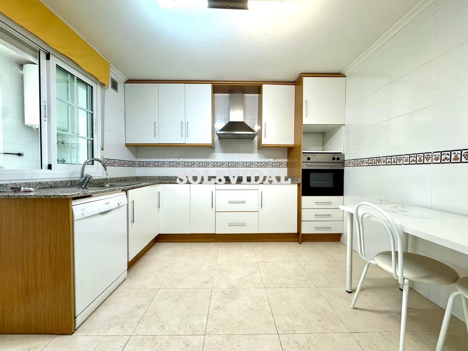 Kitchen of Flat to rent in Orihuela  with Air Conditioner and Furnished