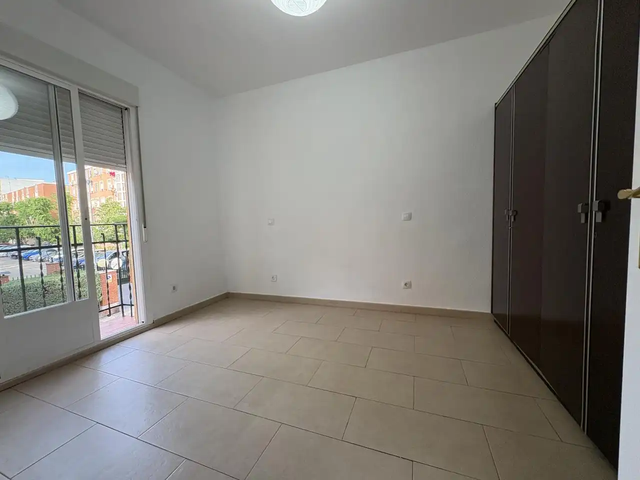 Habitación de Piso de alquiler en Madrid con Aire acondicionado y Balcón
