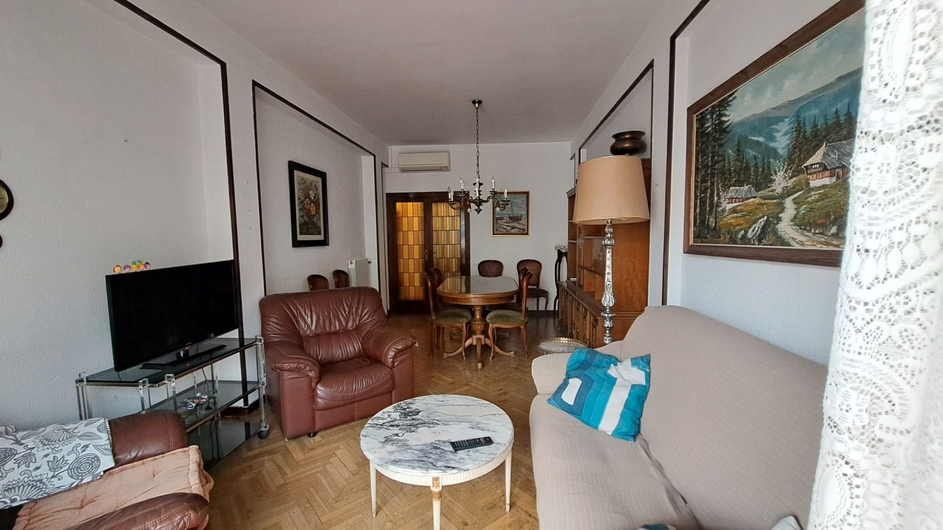 Living room of Flat to rent in  Barcelona Capital  with Air Conditioner, Heating and Parquet flooring