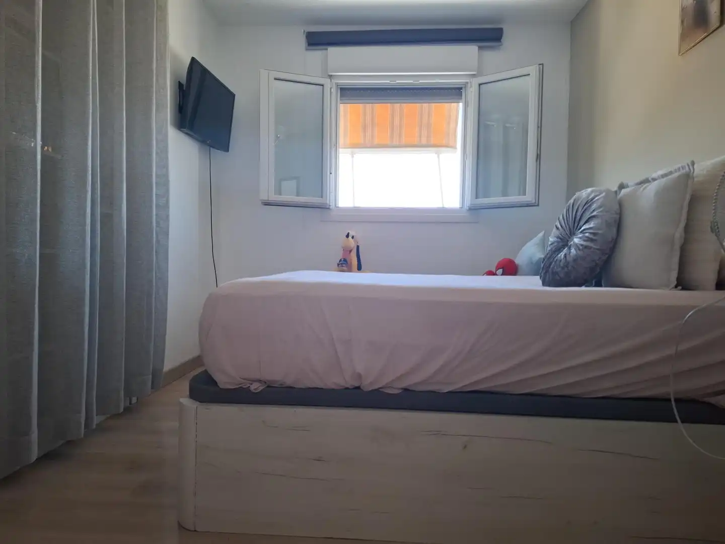 Habitación de Ático en venta en Málaga con Aire acondicionado, Terraza y Trastero