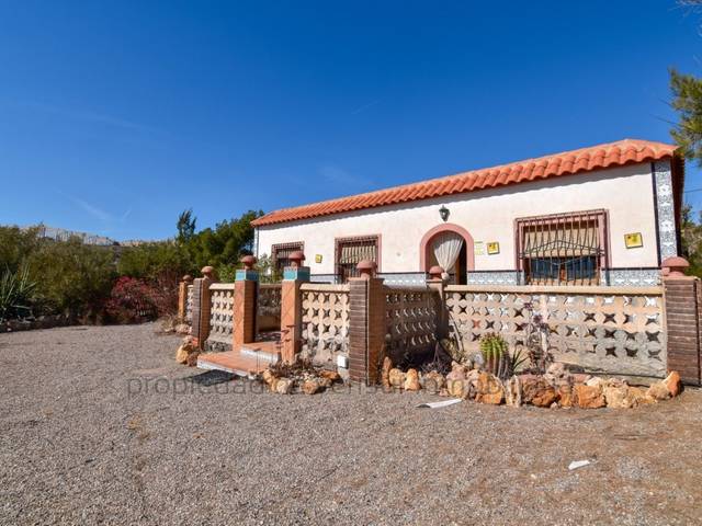 Casa-chalet en Venta en Tébar - Los Arejos