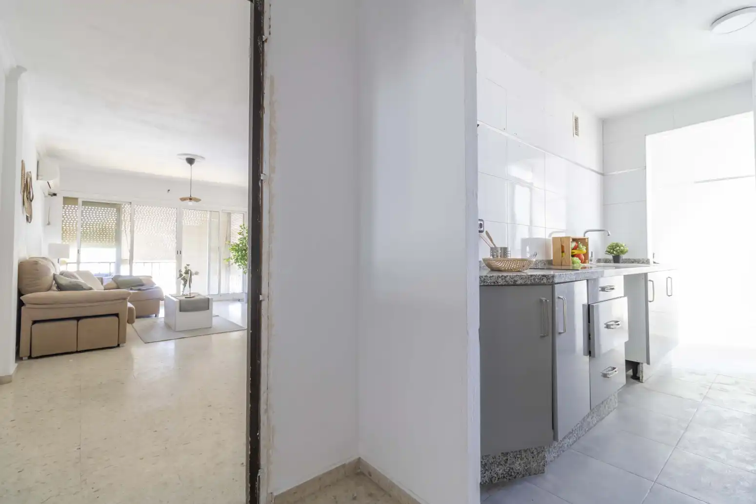 Cuina de Pis en venda en Alcalá de Guadaira amb Aire condicionat, Jardí privat i Terrassa