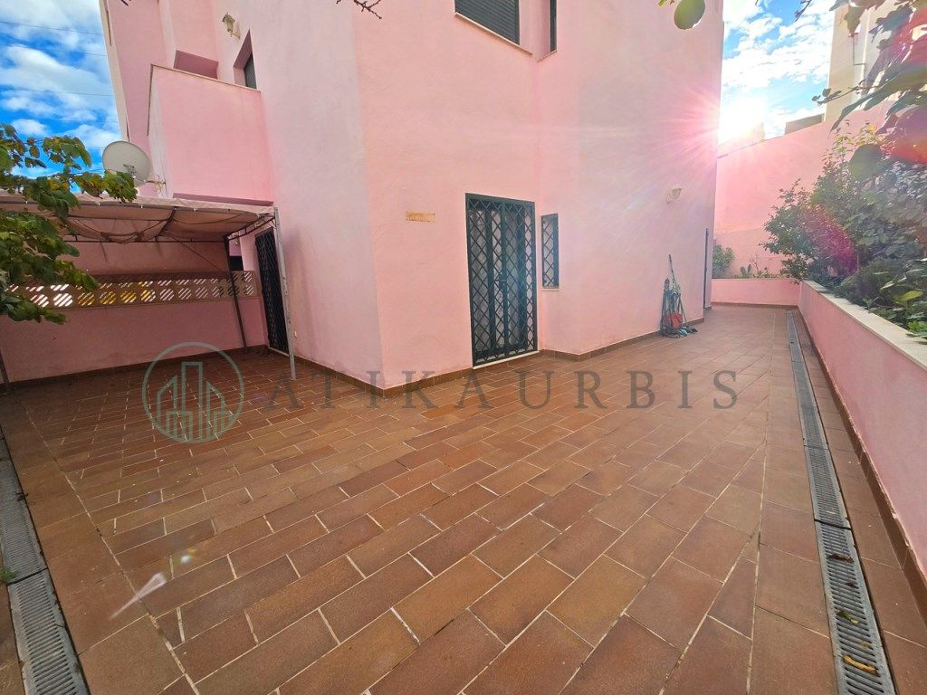 Piso de alquiler en Málaga Capital con Aire acondicionado, Terraza y Amueblado