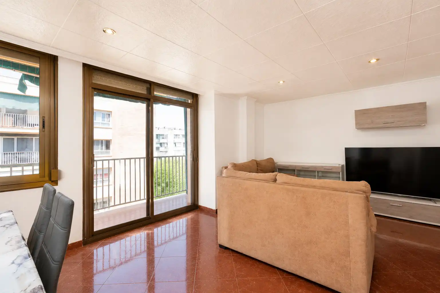 Wohnzimmer von Wohnung zum Verkauf in Viladecans mit Balkon