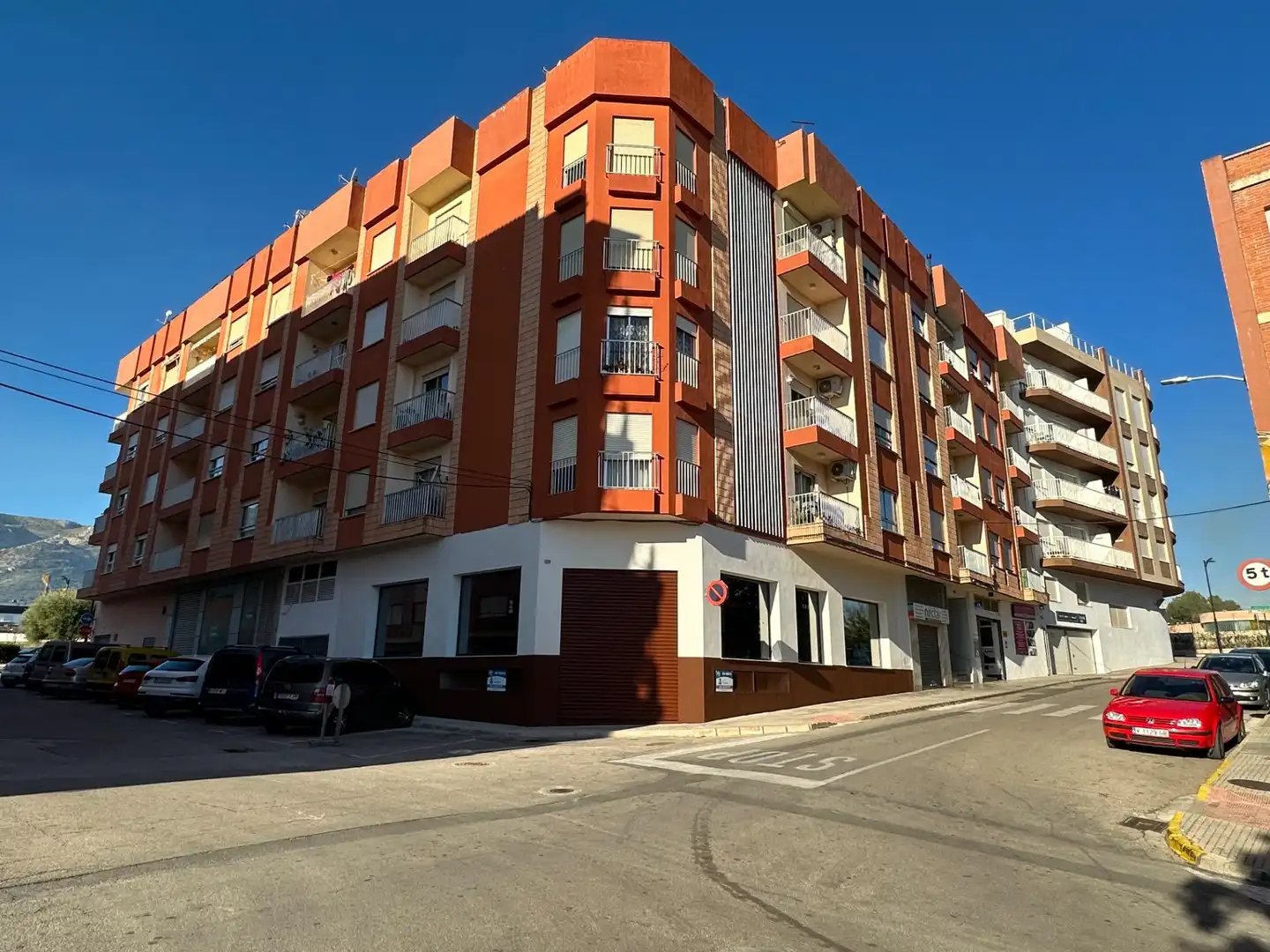 Local comercial en venta en Pego, imagen 2