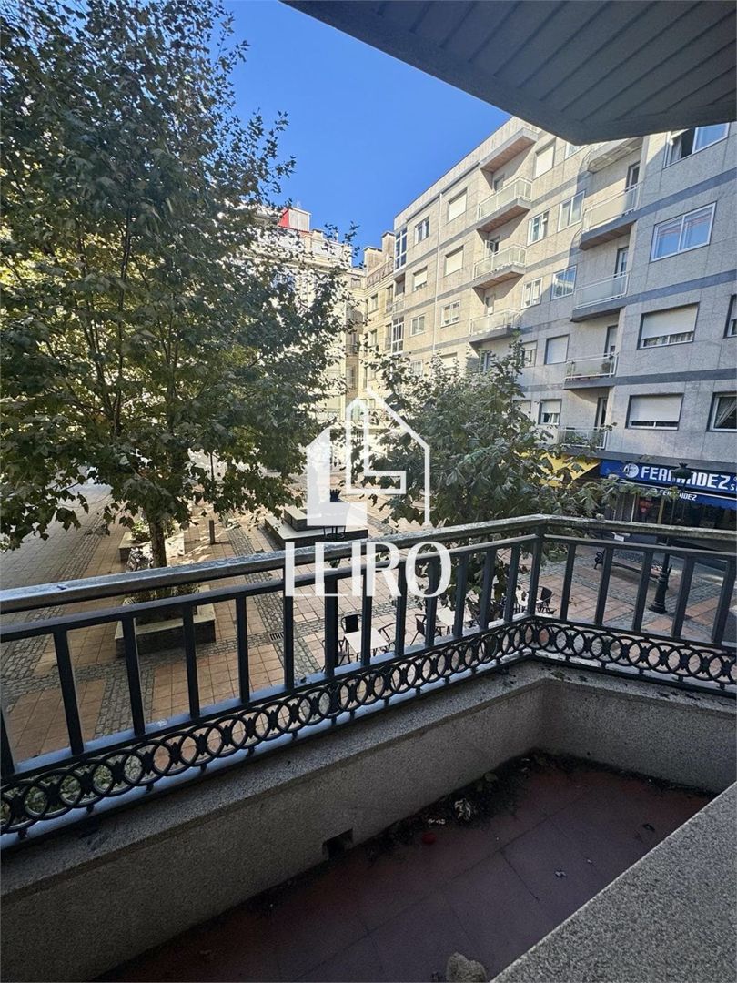 Vista exterior de Apartament en venda en Vilagarcía de Arousa amb Calefacció, Parquet i Terrassa