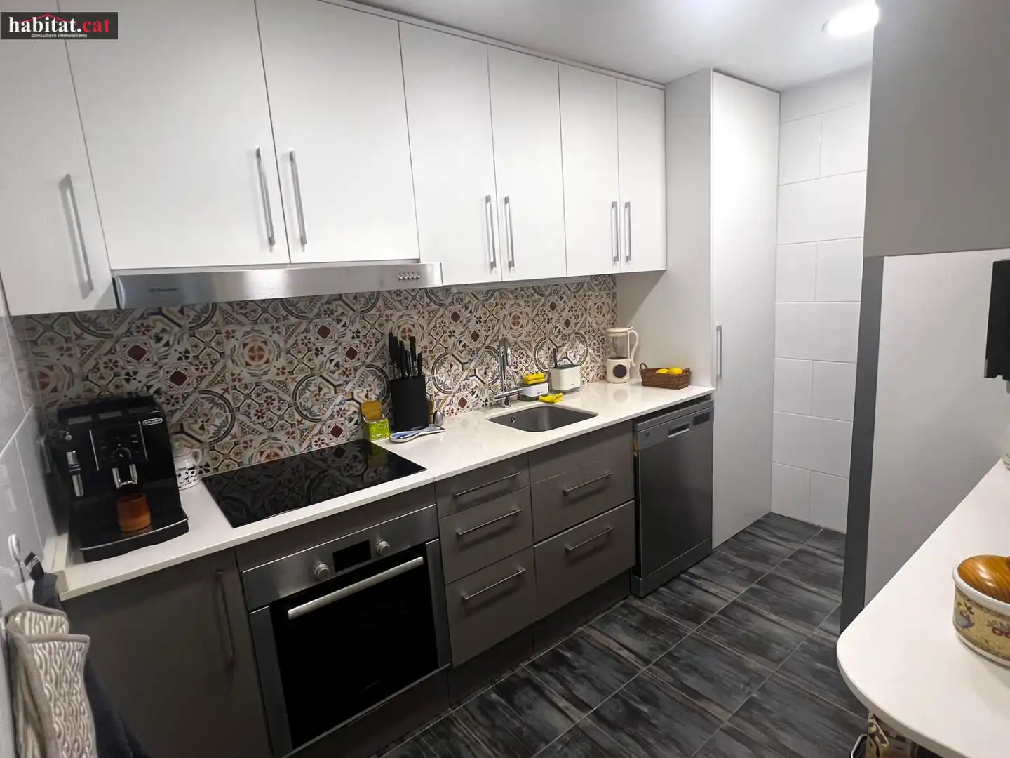 Kitchen of Flat for sale in Vilanova i la Geltrú  with Heating and Balcony