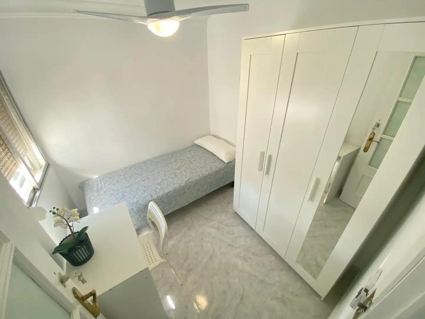 Bedroom of Attic for rent in Madrid  with Heating, Terrace and Furnished