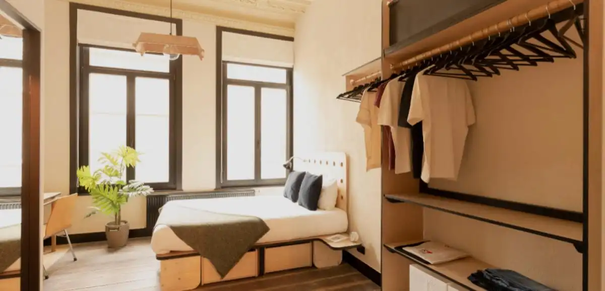 Dormitori de Apartament per a compartir en Madrid amb Aire condicionat, Calefacció i Moblat