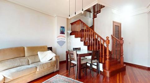 Foto 5 de Piso en venta en Rúa Da Falperra, Camelias - Pi y Margall, Pontevedra