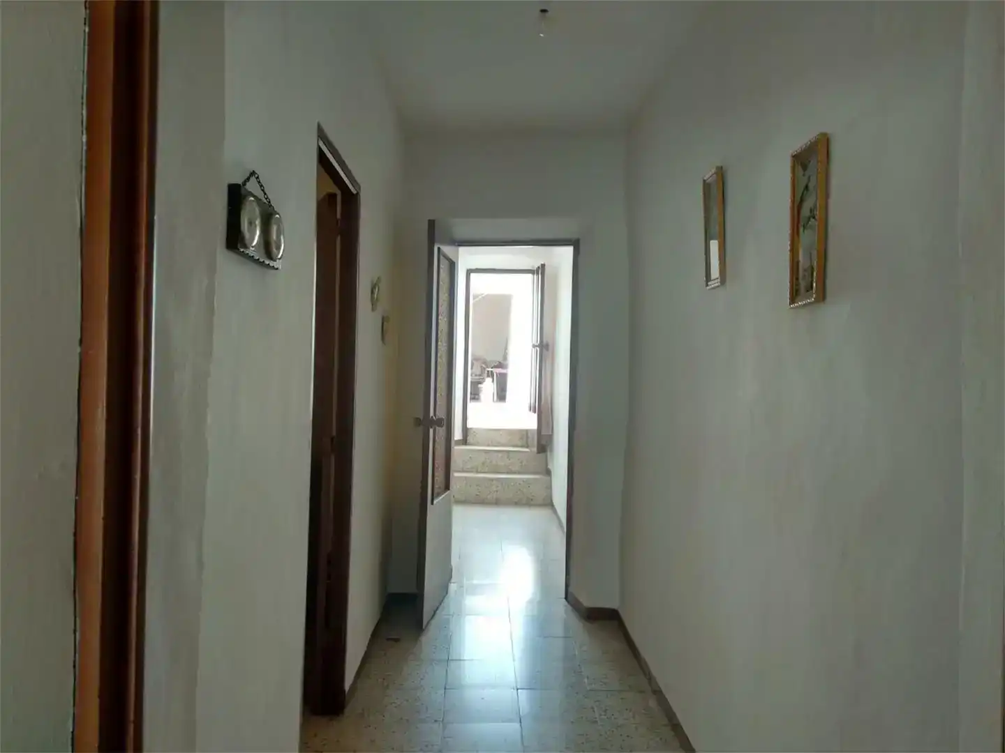 Casa adosada en venta en Feria con Trastero, Lavadora y Microondas
