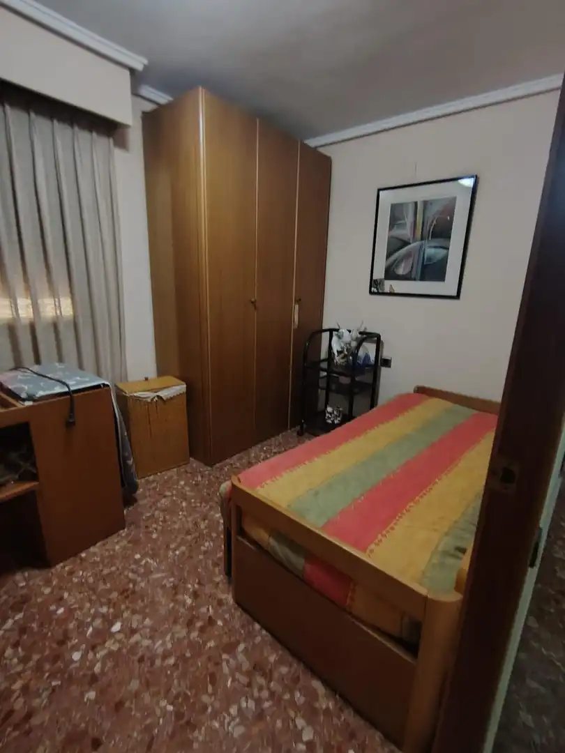 Habitación de Piso de alquiler en Mislata con Aire acondicionado, Calefacción y Amueblado