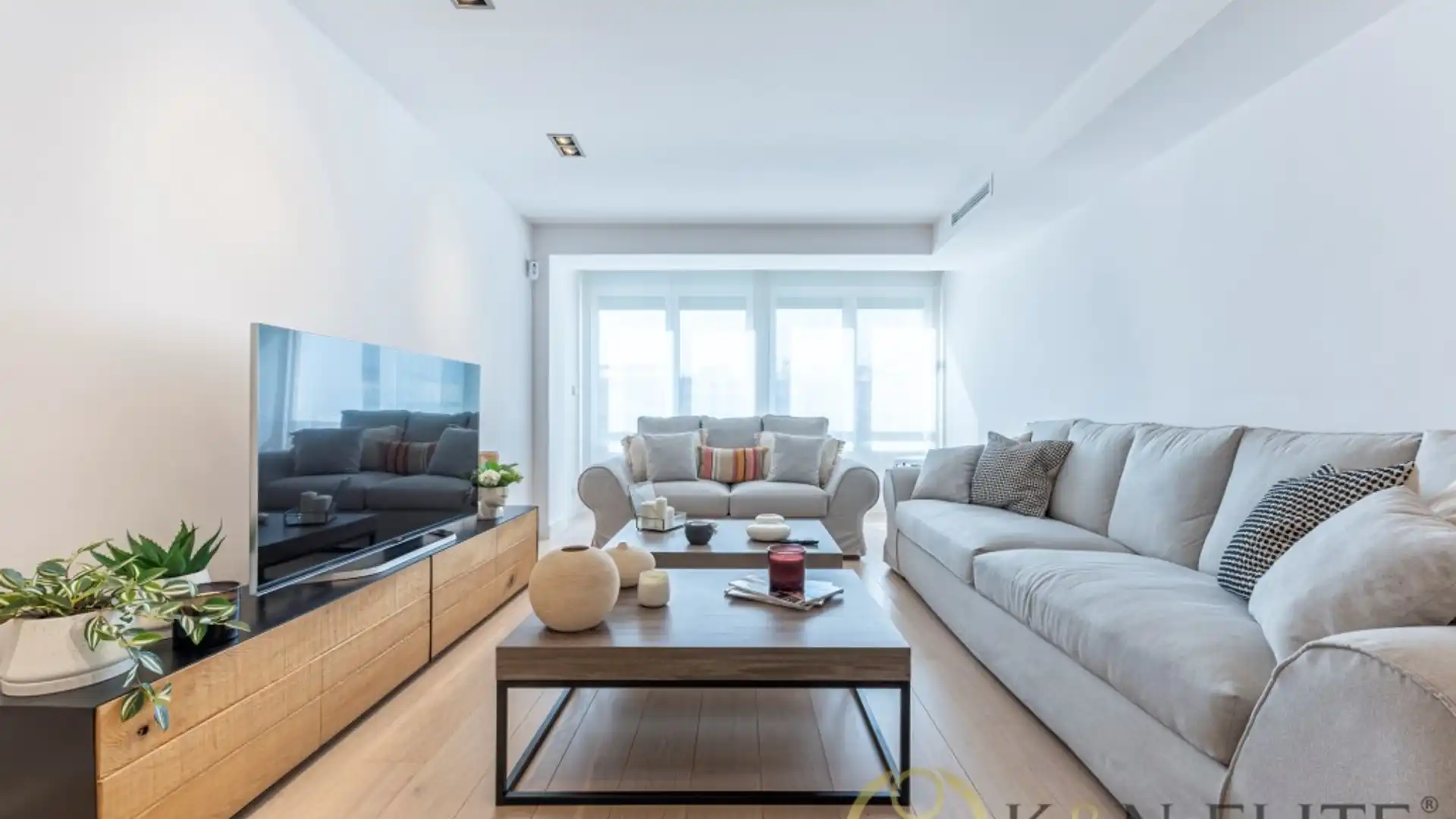 Flat for rent in Calle Pintor Lorenzo Casanova, Ensanche - Diputación, Centro