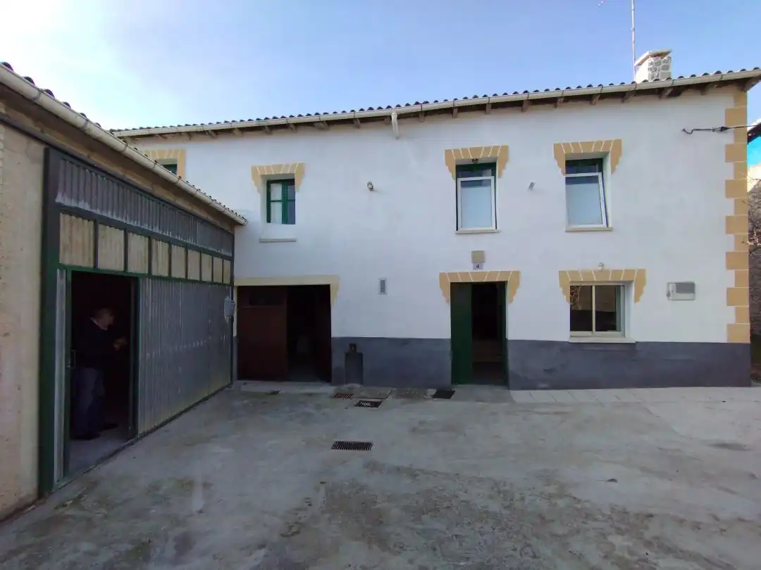 Haus zum Verkauf in Junta de Traslaloma, imagen 14
