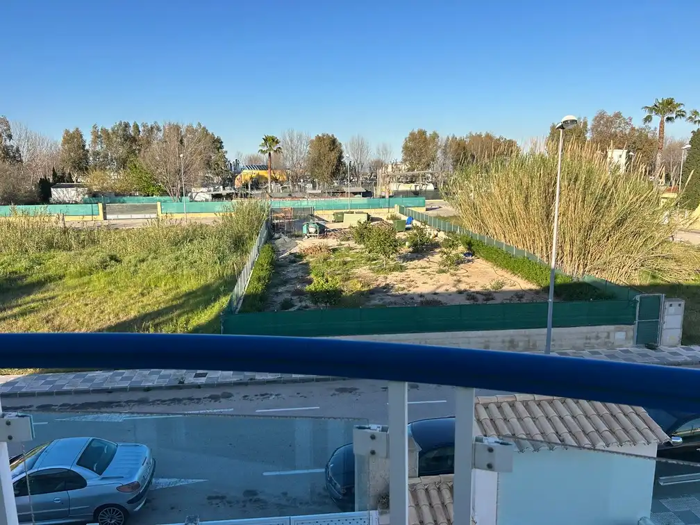 Villa con piscina in vendita a Oliva Playa, imagen 2