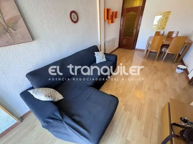 Living room of Flat for rent in Madrid  with Air Conditioner, Furnished and Washing machine