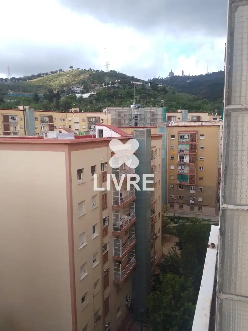 Vista exterior de Pis en venda en Barcelona amb Terrassa