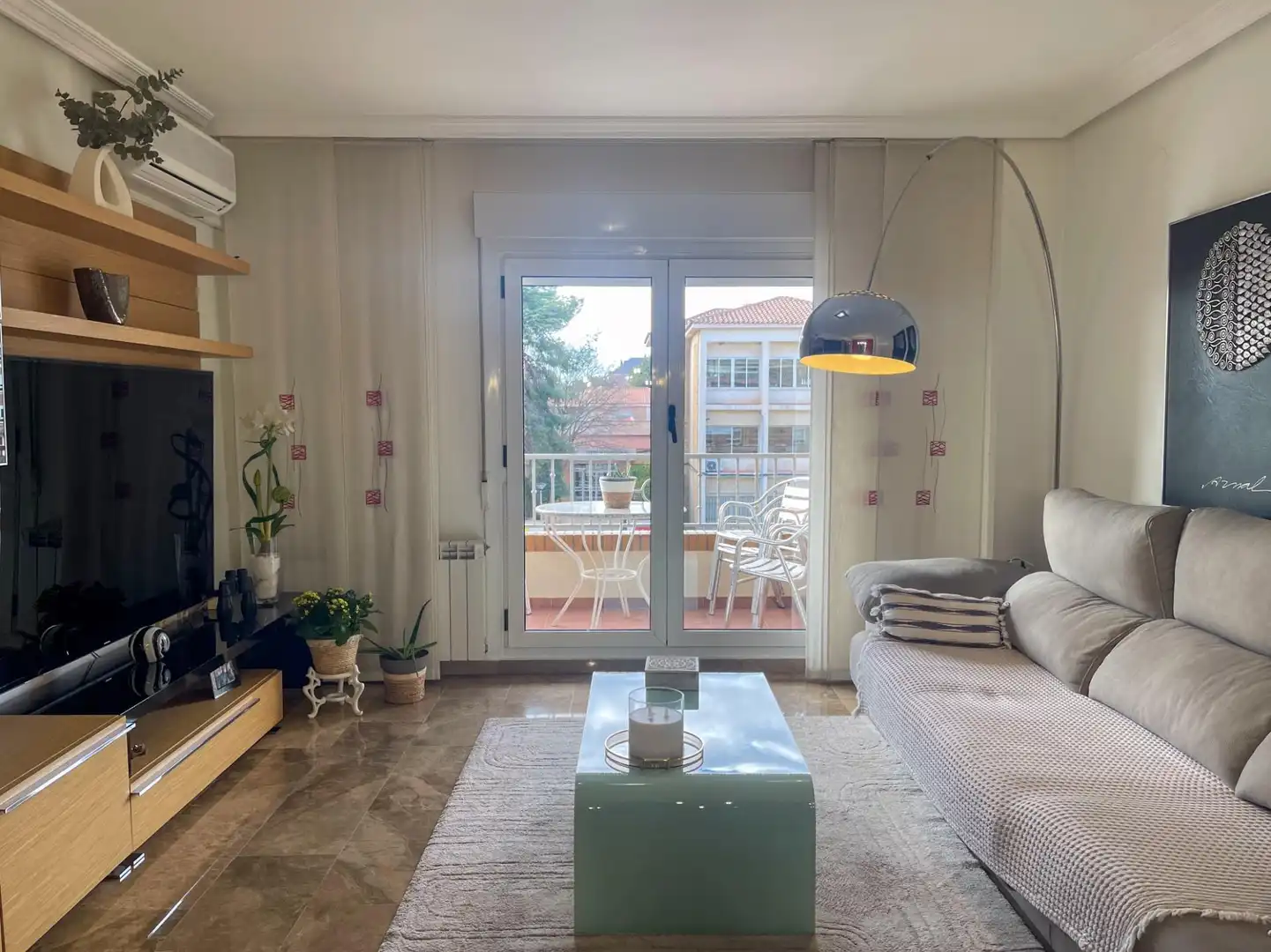 Flat for rent in Plaza JUAN GRANDIA, Requena