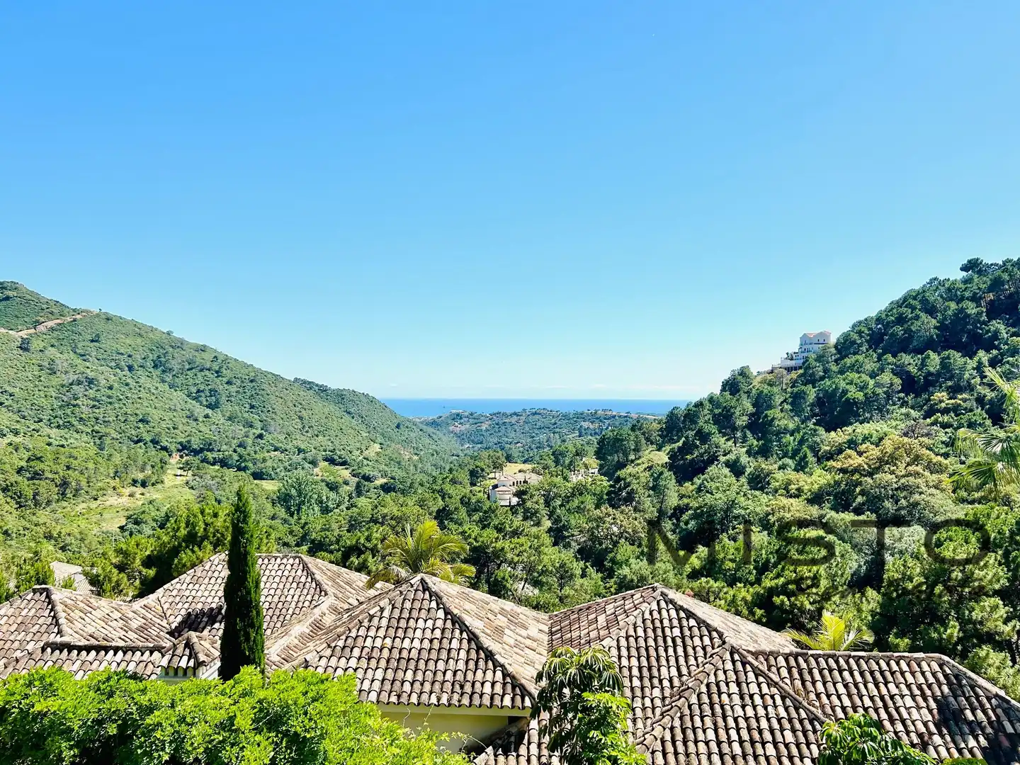 House with pool for sale in Urb. Montemayor Alto (j) Suelo, imagen 9