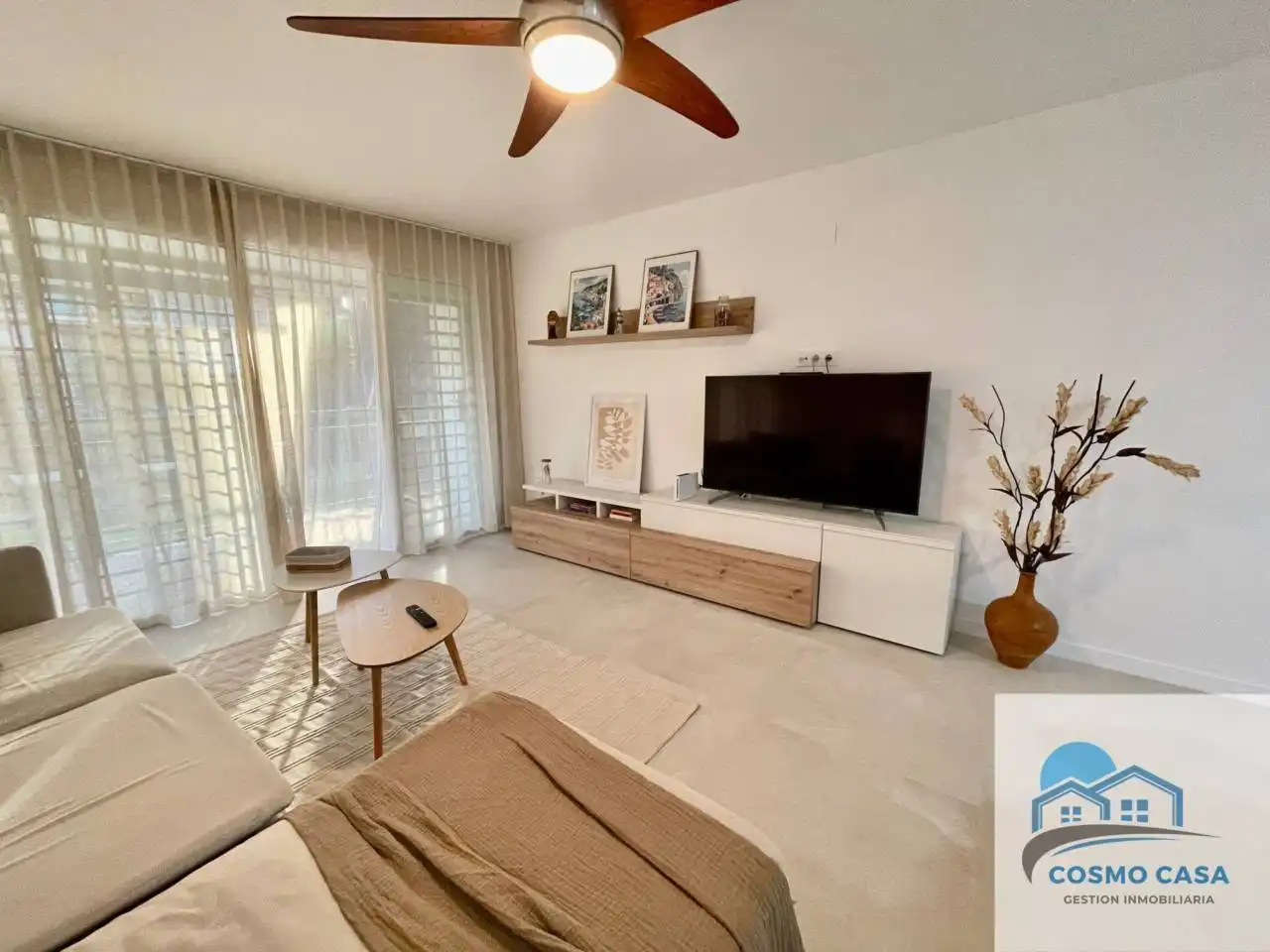 Sala d'estar de Pis de lloguer en Cambrils amb Aire condicionat, Calefacció i Terrassa
