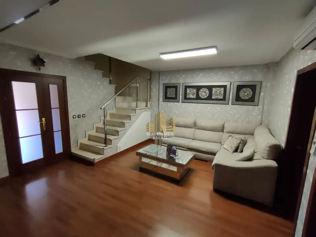 Casa o xalet en venda a Oromana