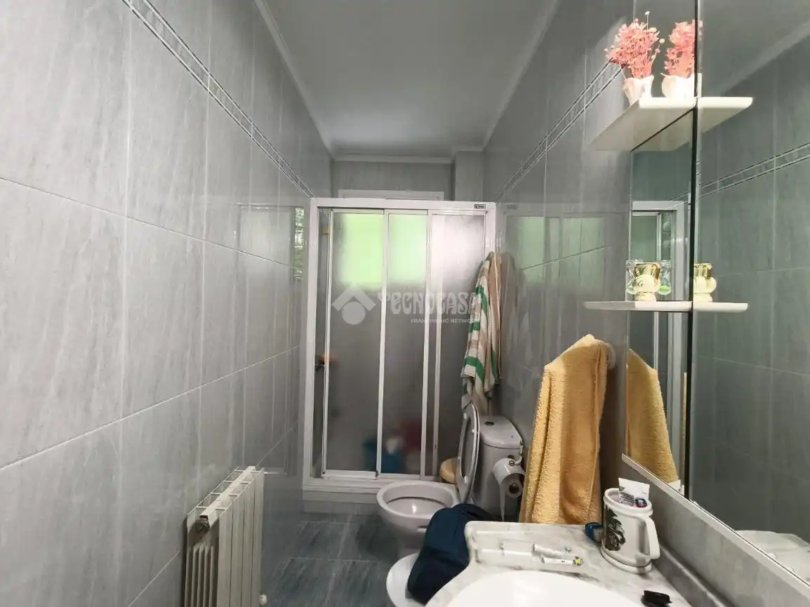 Baño de Piso en venta en Bilbao  con Calefacción