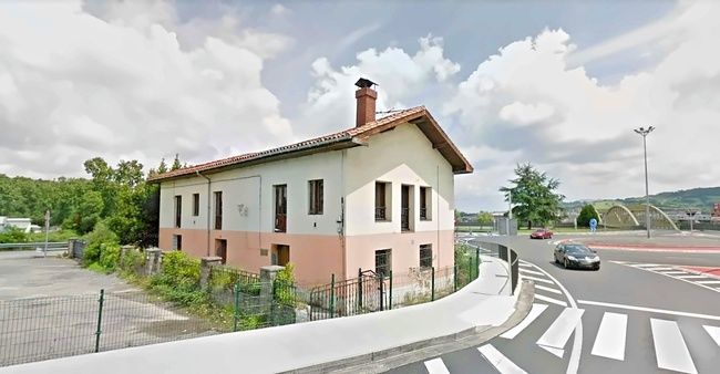 Exterior view of Single-family semi-detached for sale in Bárcena de Cicero  with Storage room