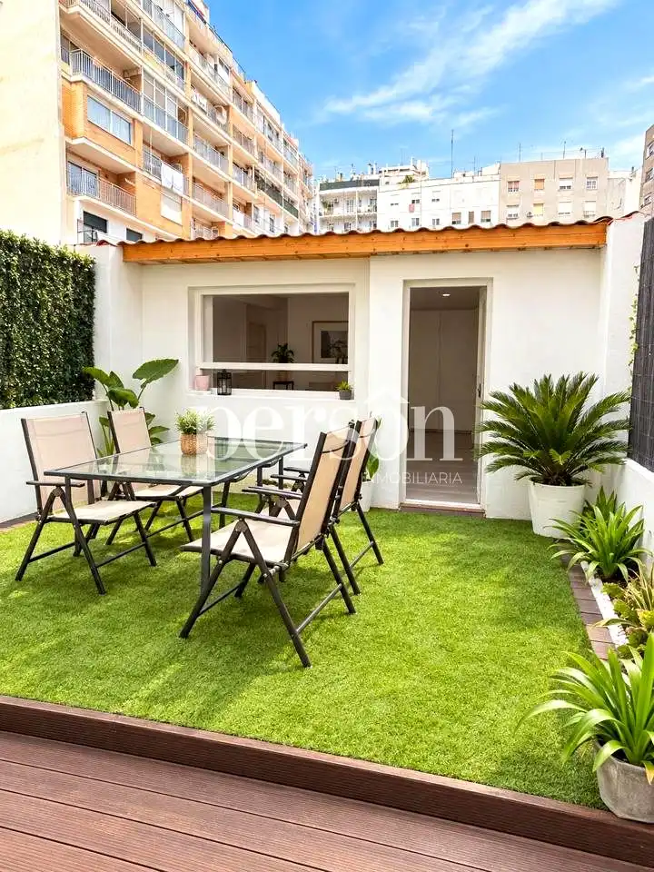 Appartement avec terrasse à vendre à calle de Borriana 17