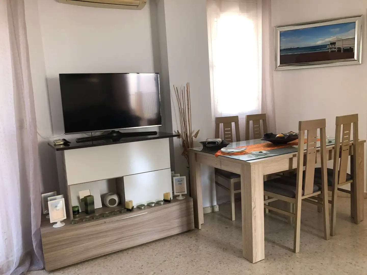 Sala de estar de Piso en venta en El Bosque con Aire acondicionado, Terraza y Balcón