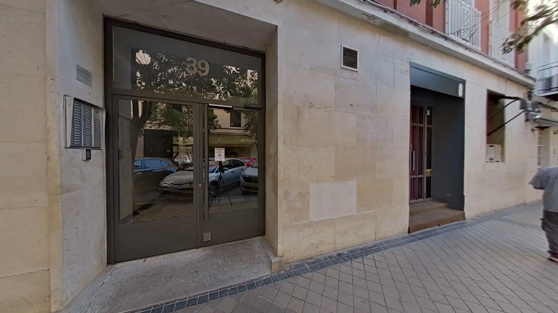 Vista exterior de Pis en venda en Madrid amb Aire condicionat