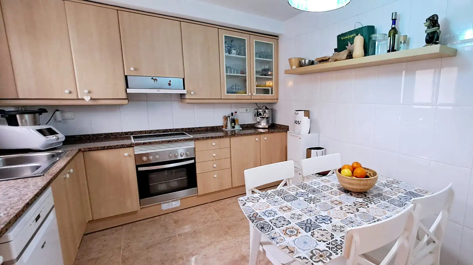 Cocina de Dúplex en venta en Malgrat de Mar con Aire acondicionado, Terraza y Amueblado