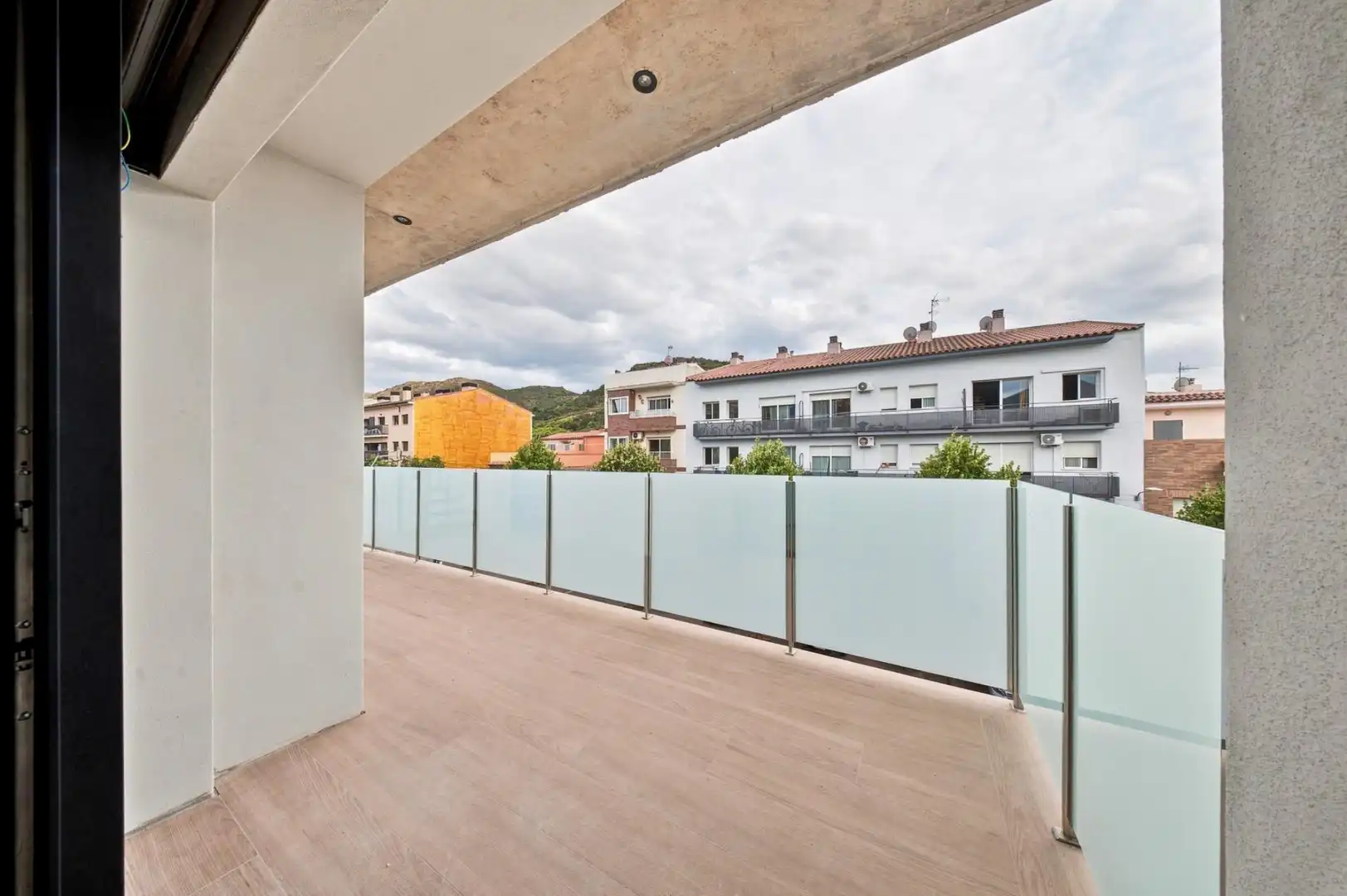Terrasse von Dachboden zum Verkauf in Roses mit Klimaanlage, Terrasse und Balkon