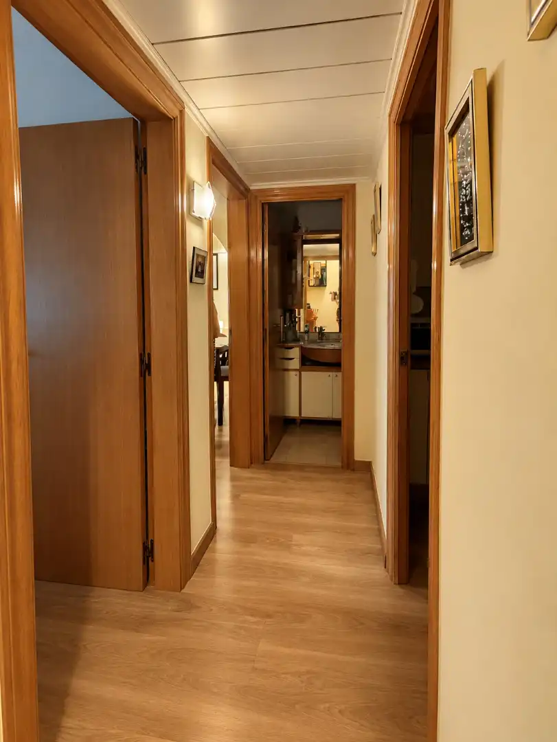 Flat for sale in Esplugues de Llobregat  with Balcony