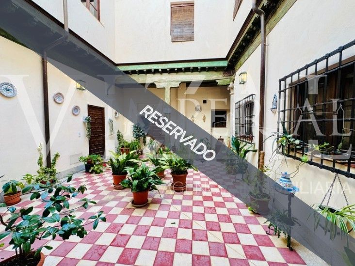 Garden of Flat for sale in  Toledo Capital  with Air Conditioner and Heating