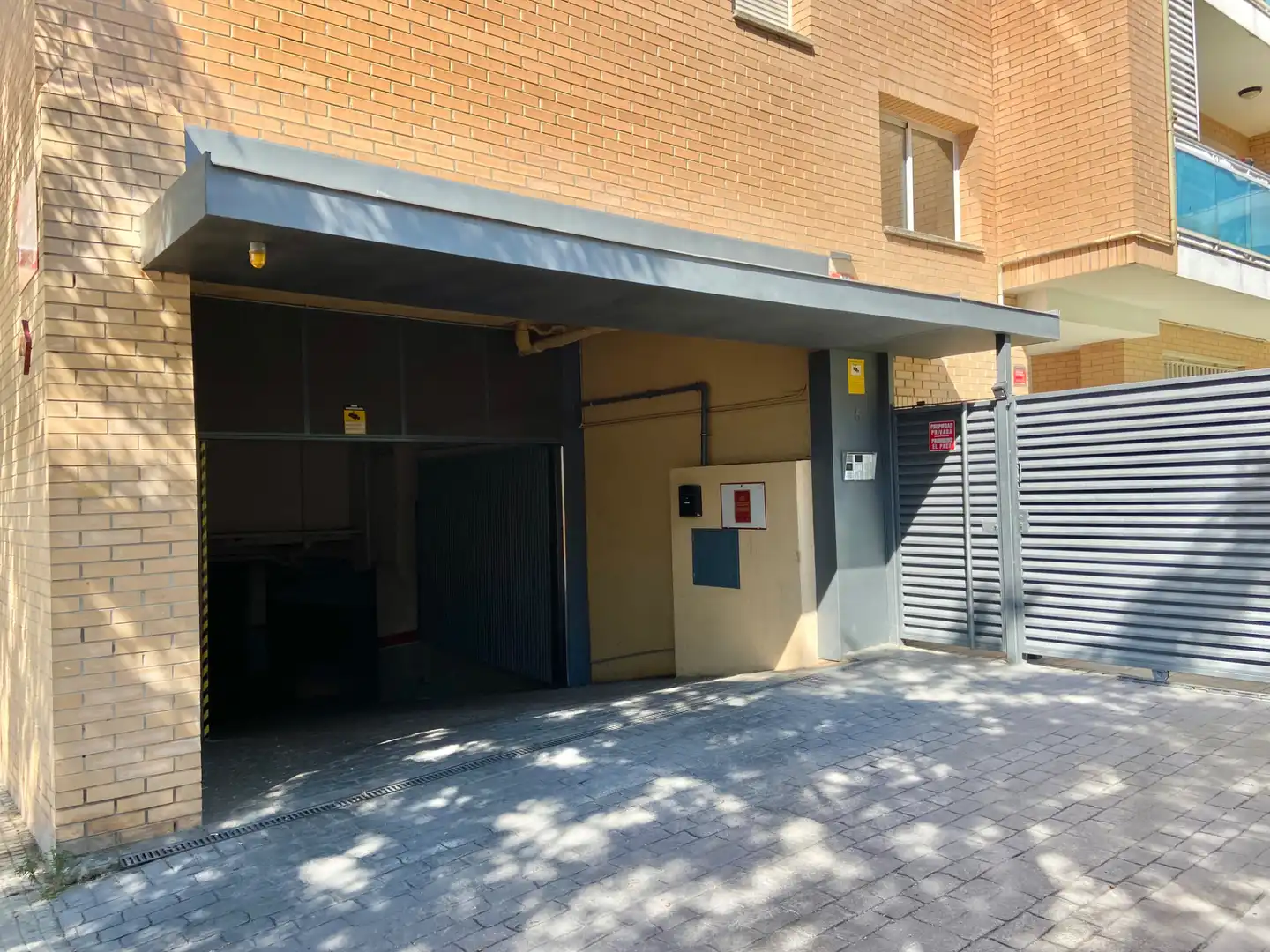 Individuel avec ascenseur à vendre à Carrer de Montserrat Roig 5, imagen 10