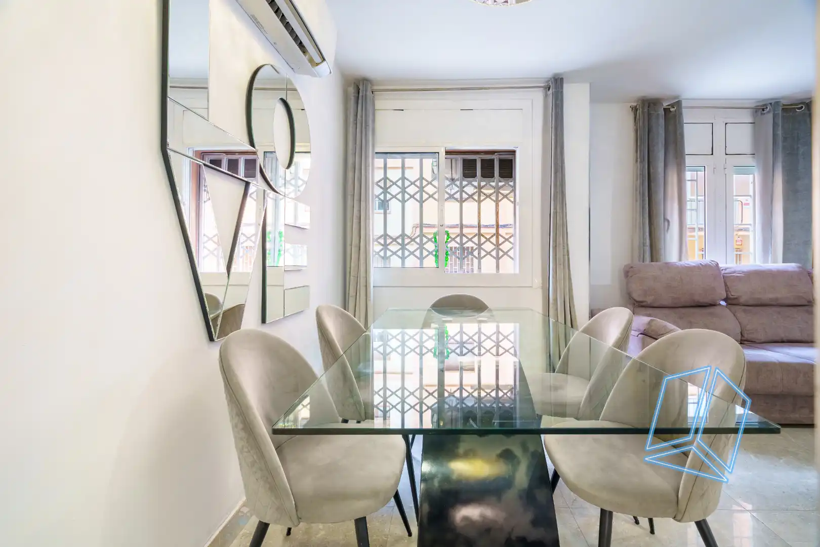 Comedor de Planta baja en venta en Barcelona con Amueblado y Horno