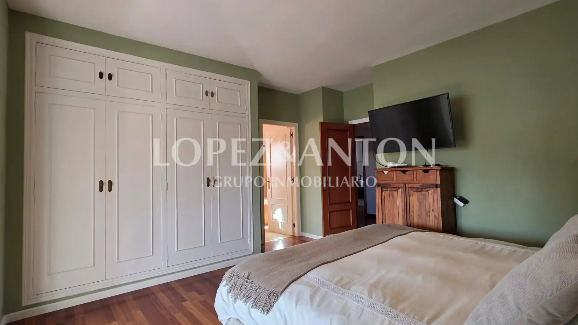 Habitación de Casa o chalet en venta en L'Eliana con Calefacción, Jardín privado y Parquet