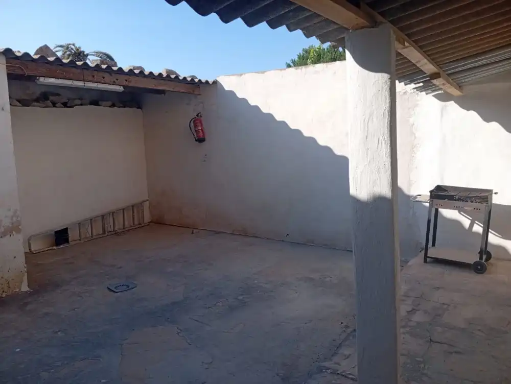 House for sale in N/A