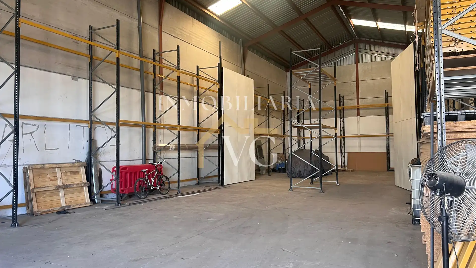 Fabrikhallen zur Miete in Guillena
