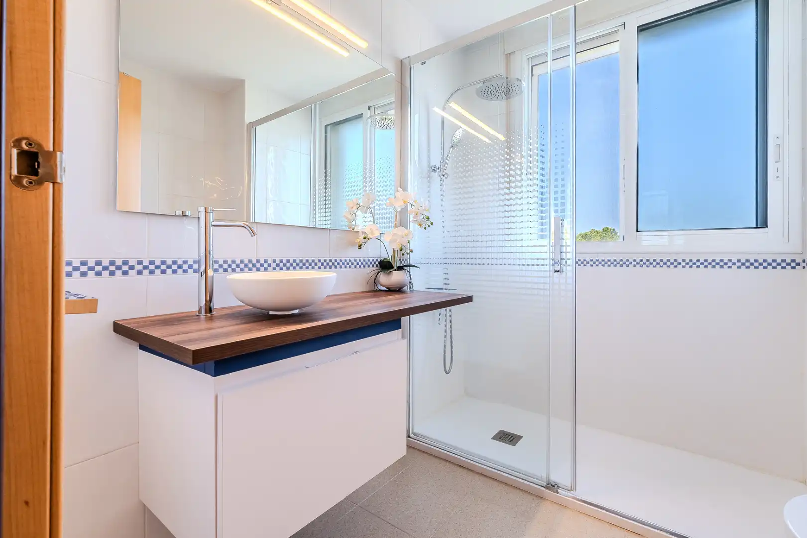 Baño de Piso en venta en L'Ampolla con Aire acondicionado, Calefacción y Jardín privado