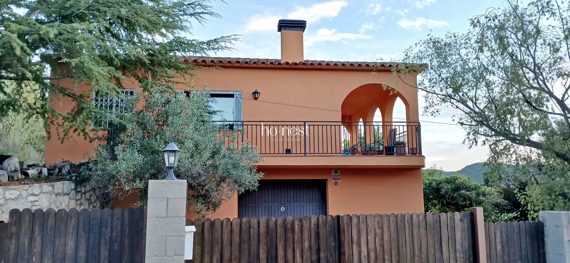 Vista exterior de Casa o xalet en venda en Pontons amb Calefacció, Jardí privat i Terrassa